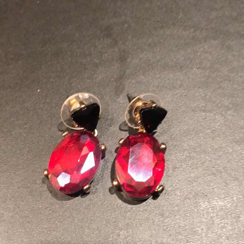 Red statement necklace - Picture 2 of 2